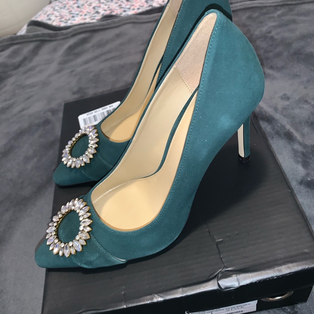 Green heels - Picture 3 of 4